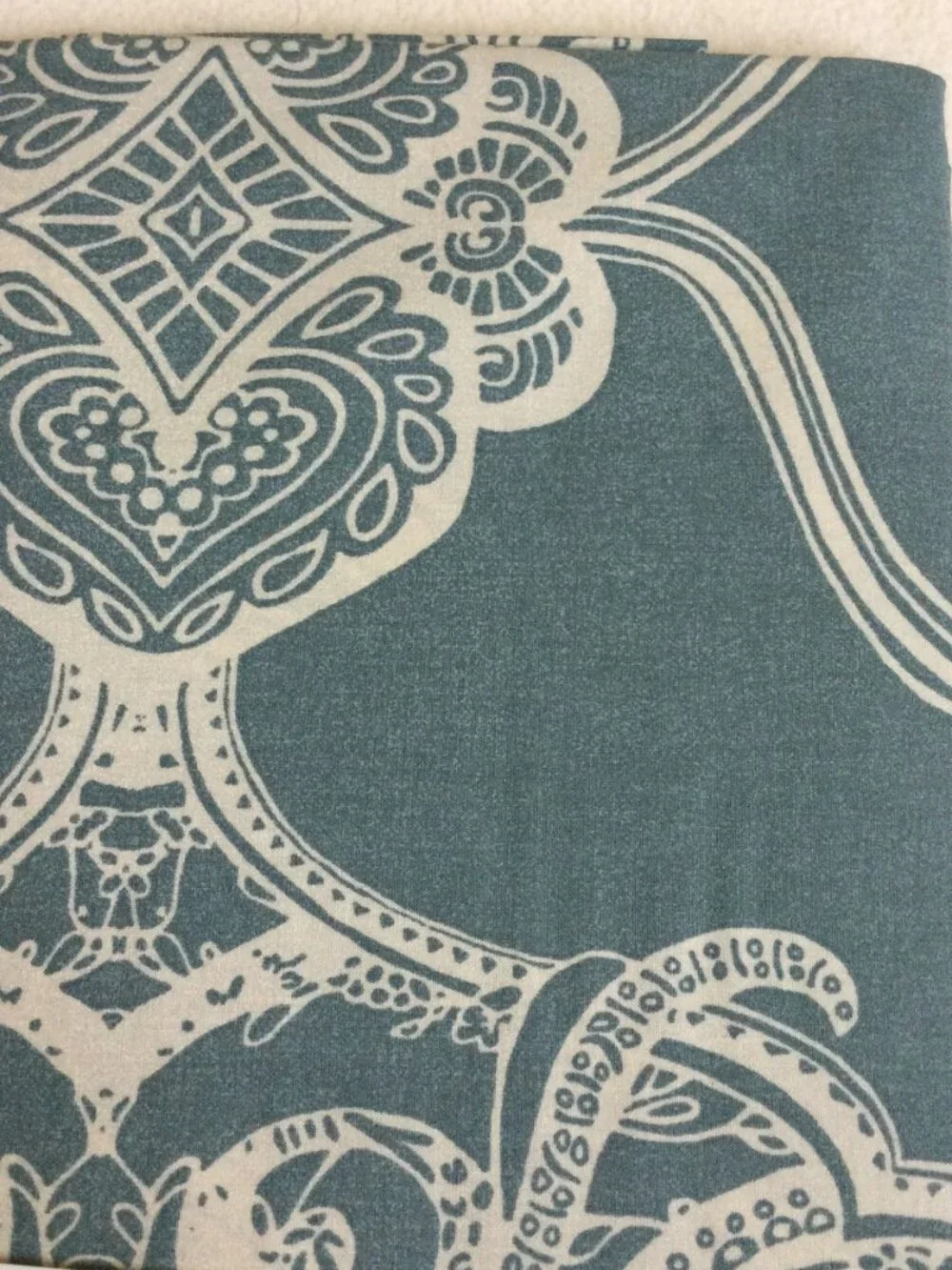 NEW Pottery Barn Alana Medallion KING Sham Teal white medallion paisley pattern